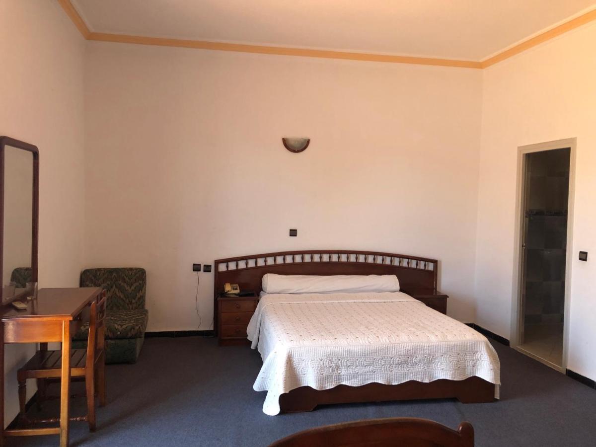 Hotel Choumis Haj Messaoud LAl-Ara’isz Zewnętrze zdjęcie
