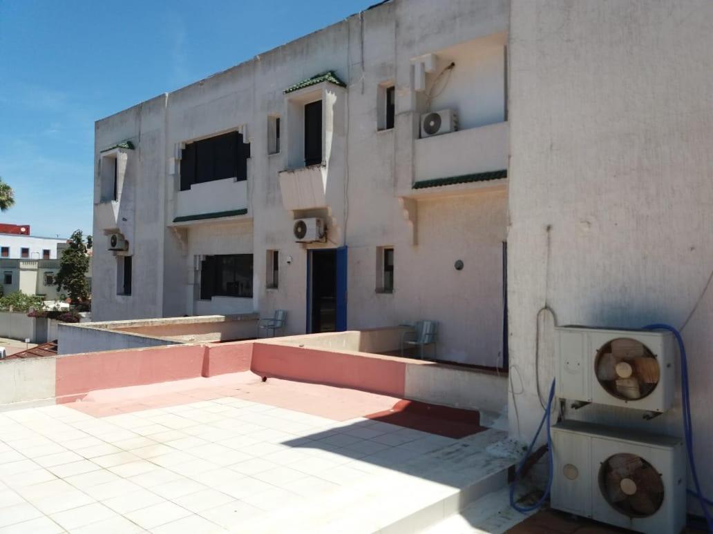 Hotel Choumis Haj Messaoud LAl-Ara’isz Zewnętrze zdjęcie